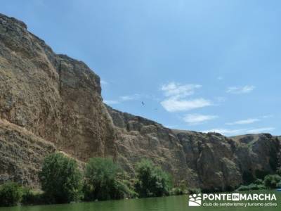 RUTA DE PIRAGÜISMO EN CANOA Y PIRAGÜA - HOCES DEL RÍO DURATÓN; ruta por carretera